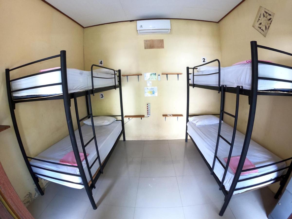 Bali Fab Dive Center Hostel Amed  Ngoại thất bức ảnh